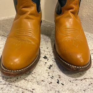 Justin Women Boot Size 7.5